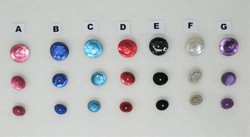 A-rose / B-bleu vif / C-bleu / D-rouge / E-noir / F-blanc / G-violet (diamtres 15,18 et 23 mm)