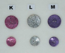 K - Fuchsia / L - Blanc / M - Violet (diamètres 20 et 28 mm) aspect métallisé